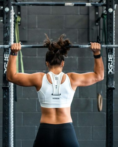 woman doing weight lifting