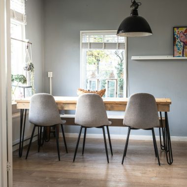 black and white dining table and chairs