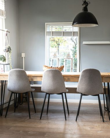 black and white dining table and chairs